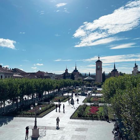 Sonar En La Plaza Cervantes 3 Alcalá de Henares Esterno foto